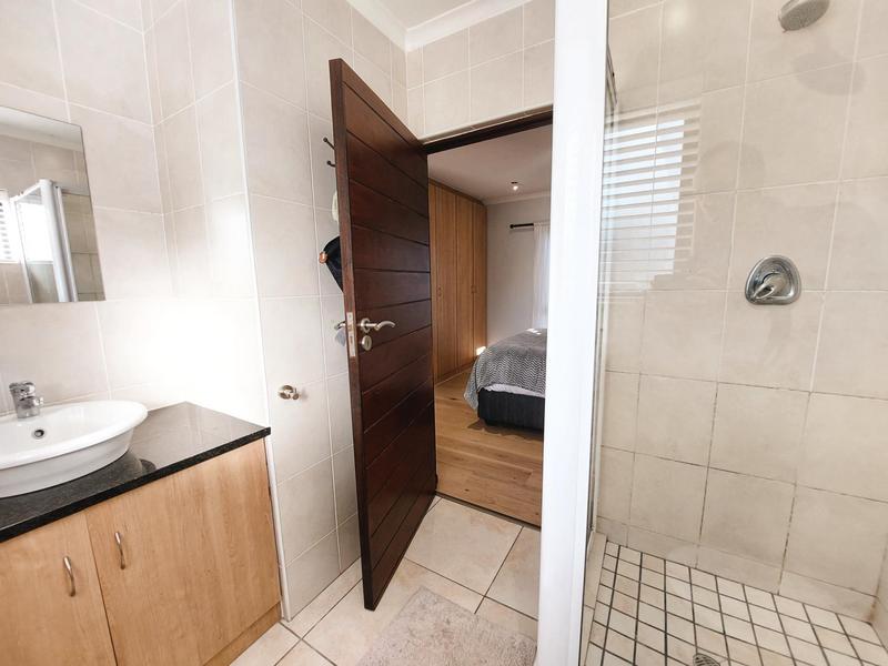 3 Bedroom Property for Sale in Bloemhof Western Cape